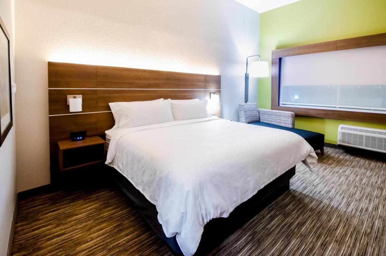 Holiday Inn Express & Suites Taylor By Ihg Eksteriør bilde