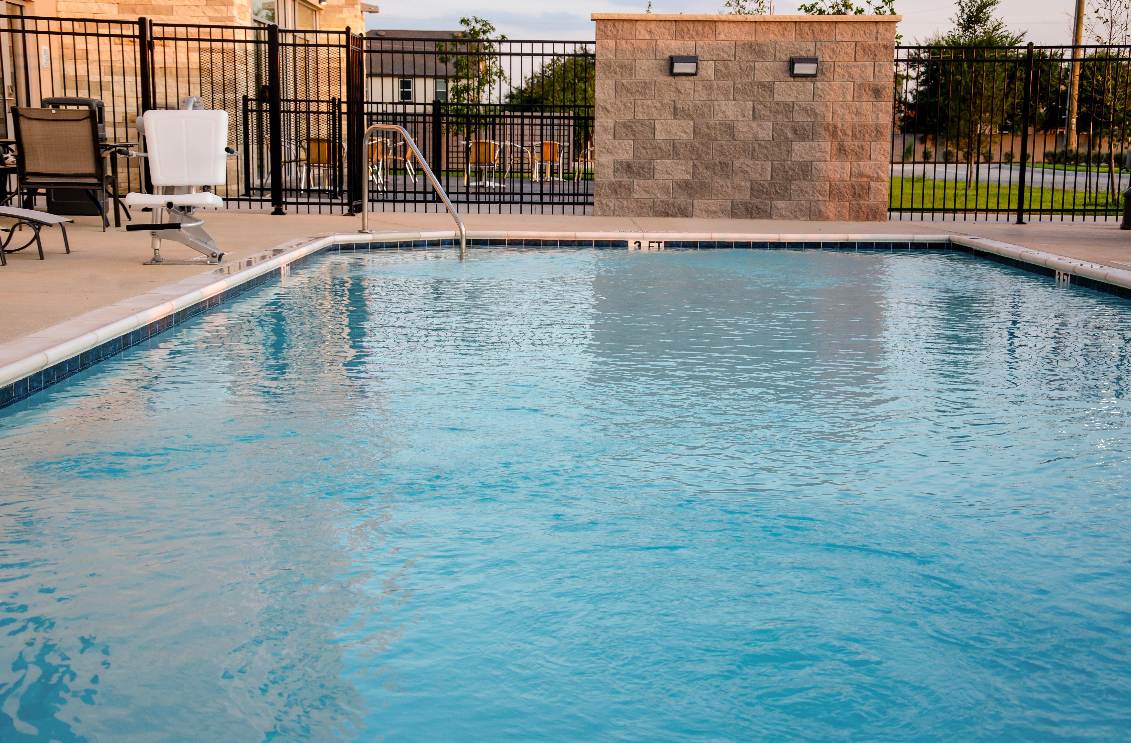 Holiday Inn Express & Suites Taylor By Ihg Eksteriør bilde